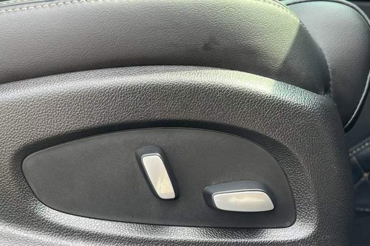 Used Cadillac XTS 2018 28T Tech Edition Interior 8