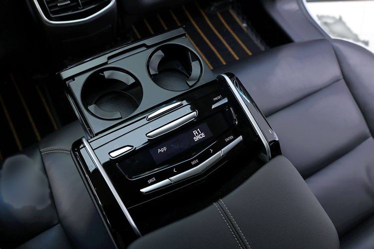 Used Cadillac XTS 2018 28T Elite Edition Interior 8