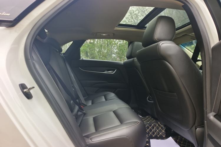 Used Cadillac XTS 2018 28T Tech Edition Interior 9