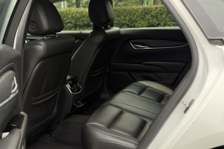 Used Cadillac XTS 2018 28T Tech Edition Interior 9