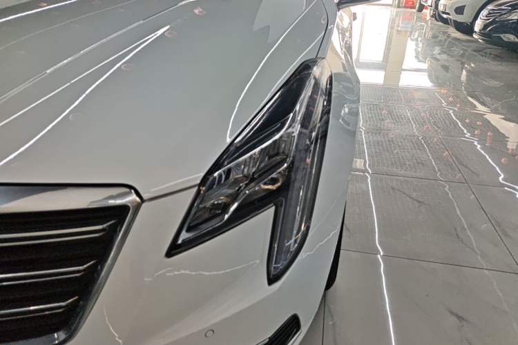Used Cadillac XTS 2018 28T Tech Edition Left Front Headlight