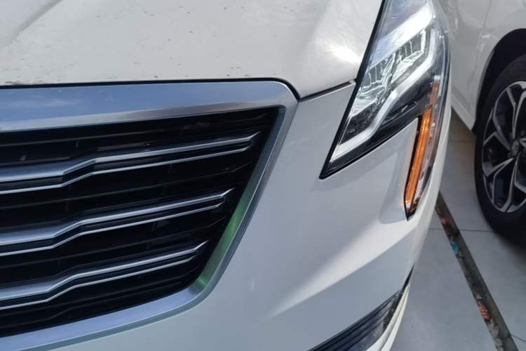 Used Cadillac XTS 2018 28T Tech Edition Left Front Headlight