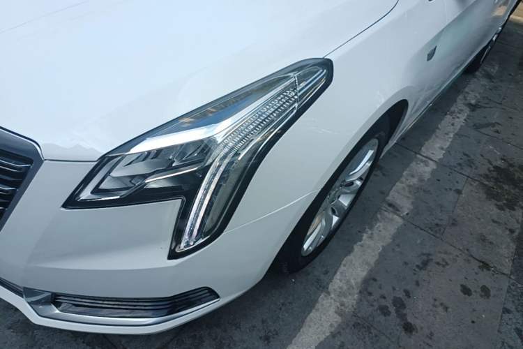 Used Cadillac XTS 2018 28T Tech Edition Left Front Headlight