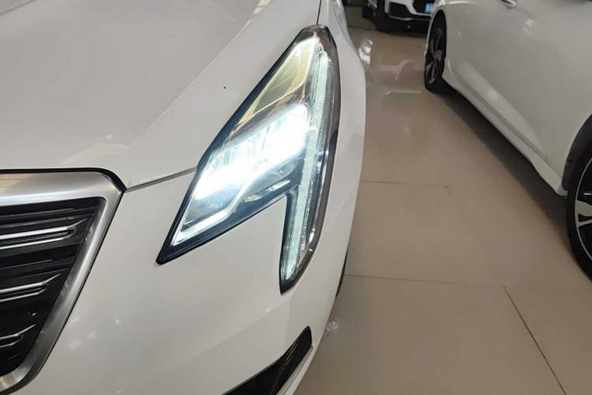 Used Cadillac XTS 2018 28T Tech Edition Left Front Headlight