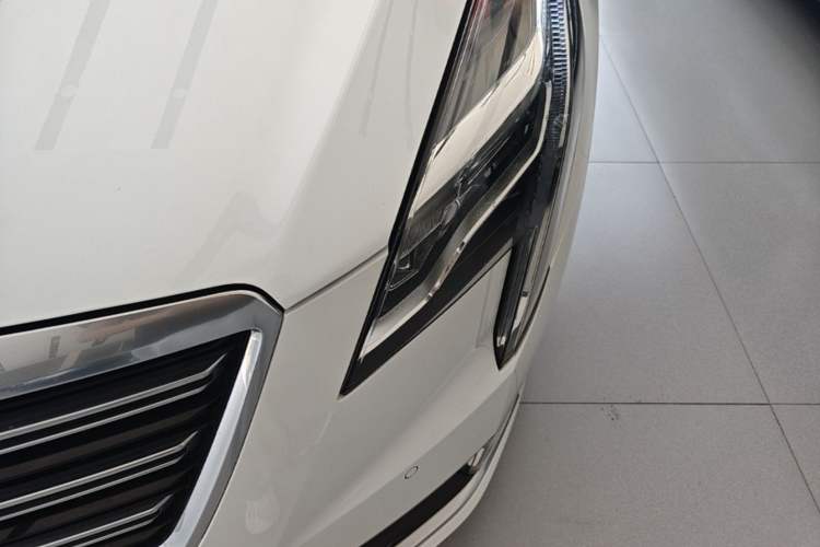 Used Cadillac XTS 2018 28T Elite Edition Left Front Headlight