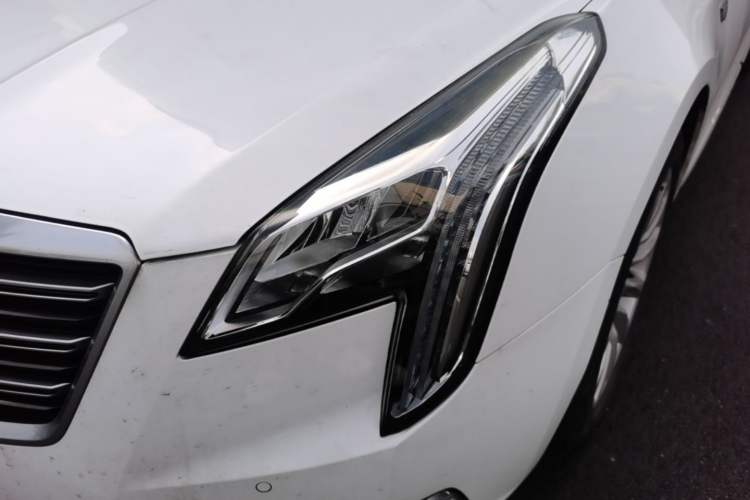 Used Cadillac XTS 2018 28T Elite Edition Left Front Headlight