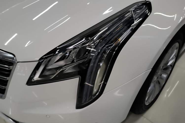 Used Cadillac XTS 2018 28T Tech Edition Left Front Headlight
