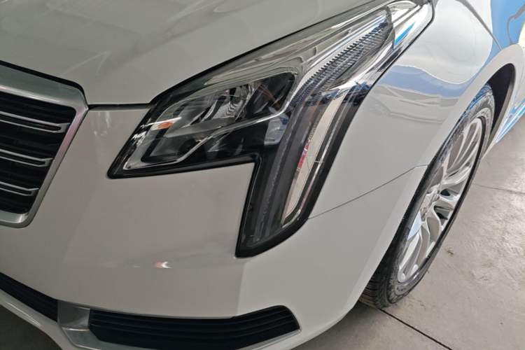 Used Cadillac XTS 2018 28T Tech Edition Left Front Headlight