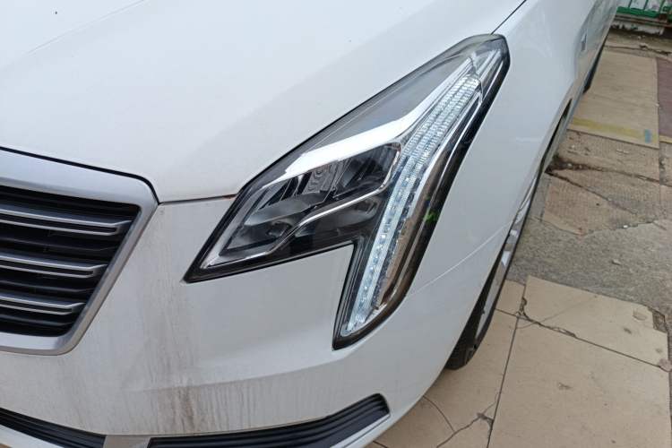 Used Cadillac XTS 2018 28T Tech Edition Left Front Headlight