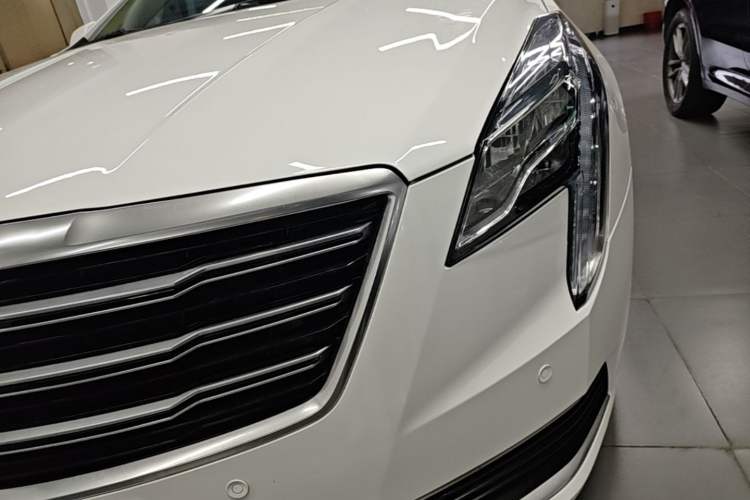 Used Cadillac XTS 2018 28T Tech Edition Left Front Headlight