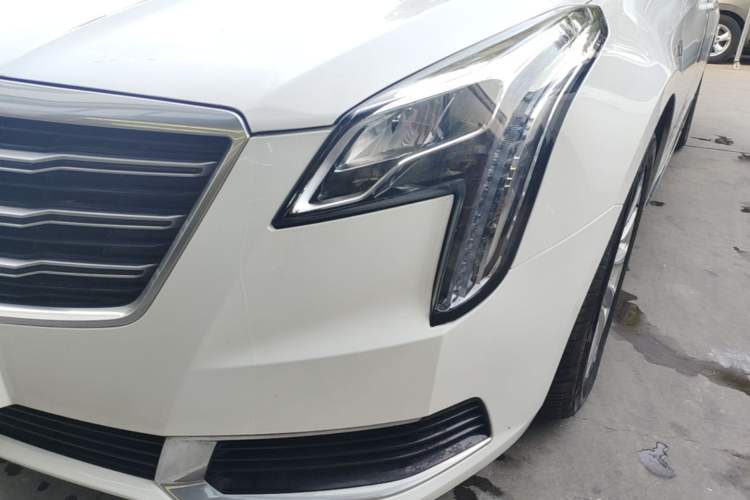 Used Cadillac XTS 2018 28T Tech Edition Left Front Headlight