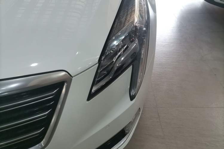 Used Cadillac XTS 2018 28T Elite Edition Left Front Headlight
