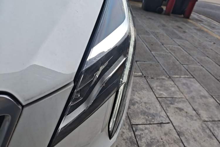 Used Cadillac XTS 2018 28T Elite Edition Left Front Headlight