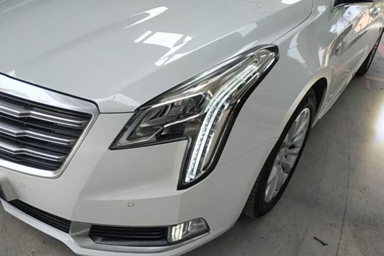 Used Cadillac XTS 2018 28T Elite Edition Left Front Headlight