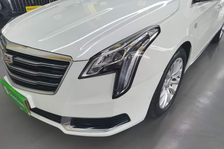 Used Cadillac XTS 2018 28T Tech Edition Left Front Headlight