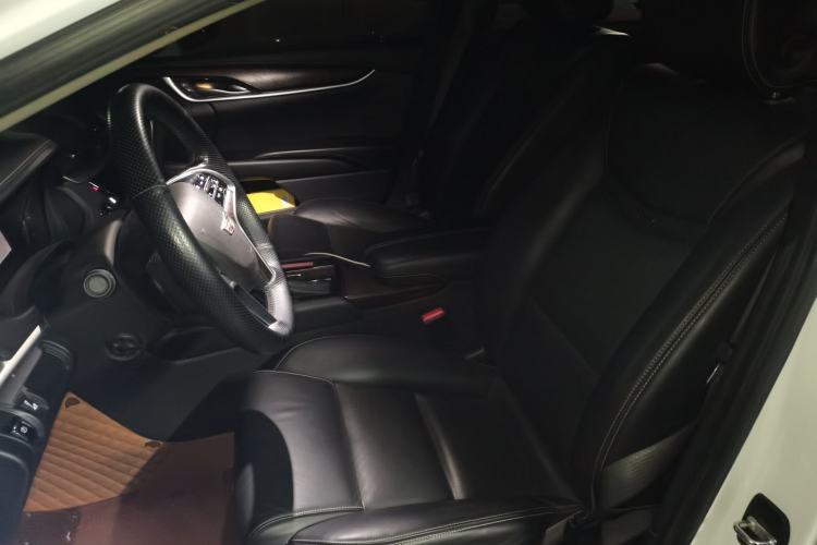 Used Cadillac XTS 2018 28T Luxury Edition Left Front Seat