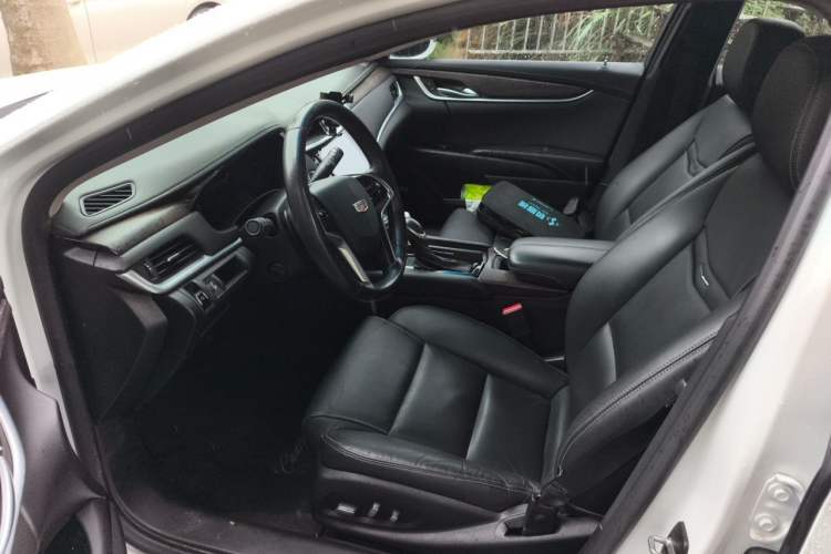 Used Cadillac XTS 2018 28T Elite Edition Left Front Seat