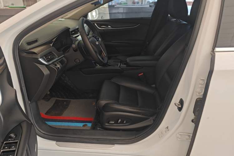 Used Cadillac XTS 2018 28T Elite Edition Left Front Seat