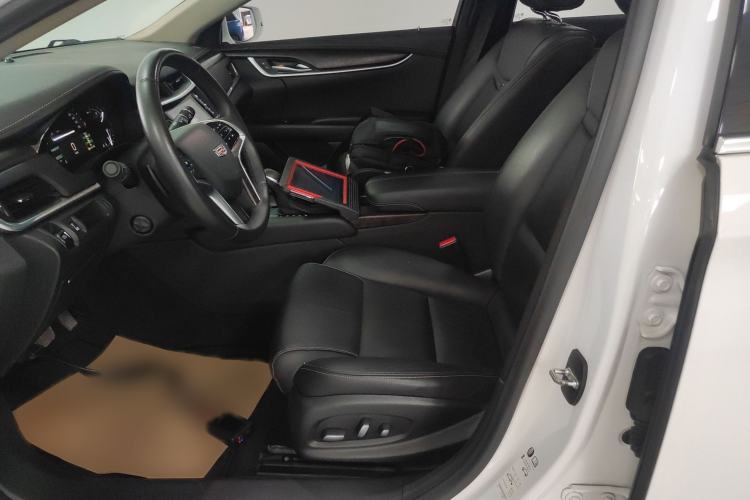 Used Cadillac XTS 2018 28T Elite Edition Left Front Seat