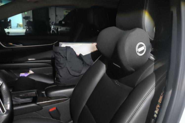 Used Cadillac XTS 2018 28T Tech Edition Left Front Seat