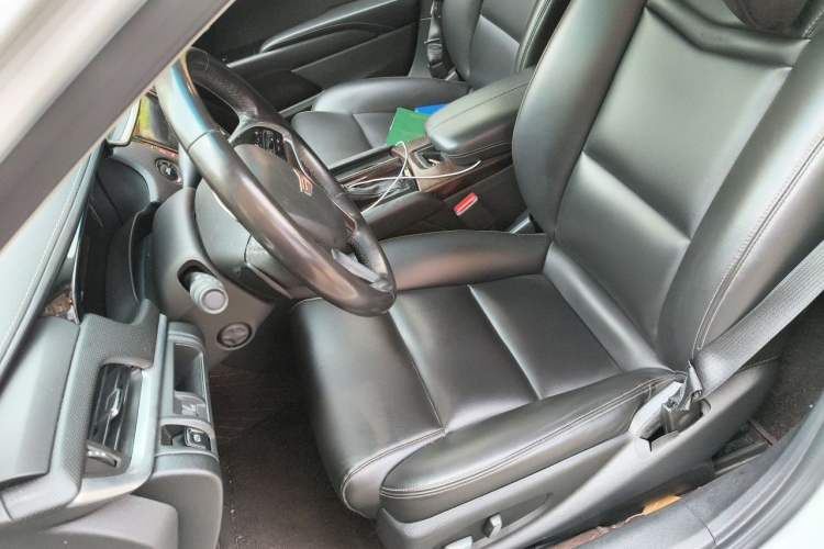 Used Cadillac XTS 2018 28T Tech Edition Left Front Seat