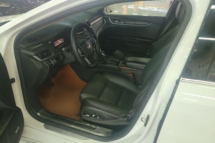 Used Cadillac XTS 2018 28T Elite Edition Left Front Seat