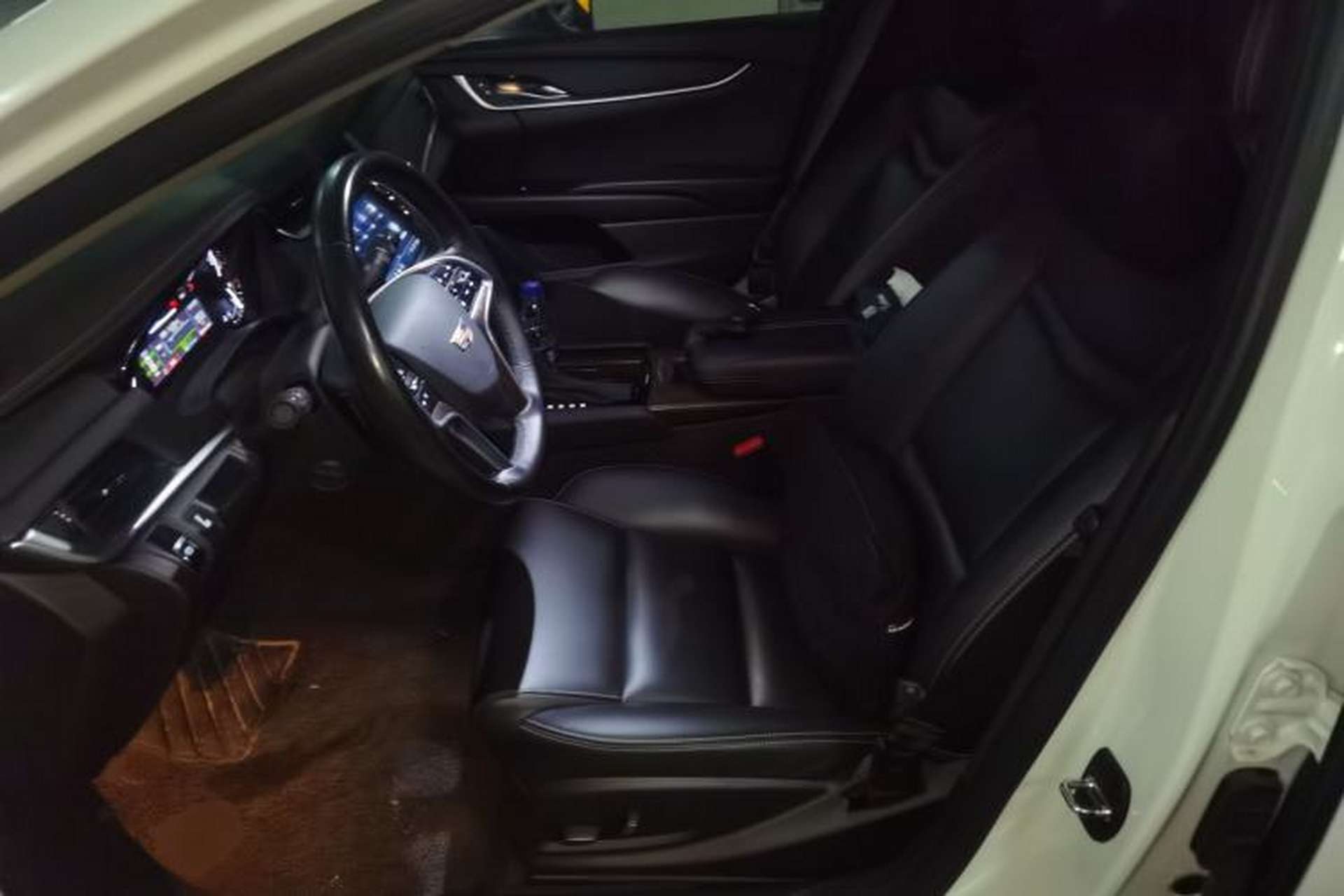 Used Cadillac XTS 2018 28T Tech Edition Left Front Seat