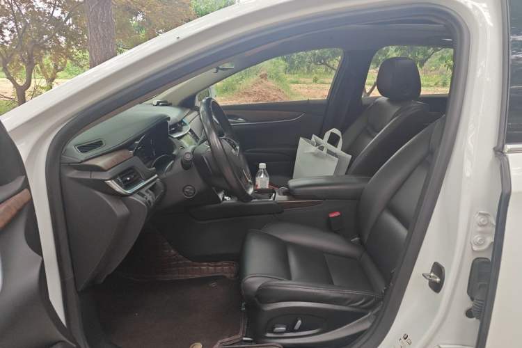 Used Cadillac XTS 2018 28T Tech Edition Left Front Seat