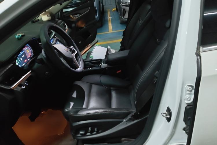 Used Cadillac XTS 2018 28T Luxury Edition Left Front Seat
