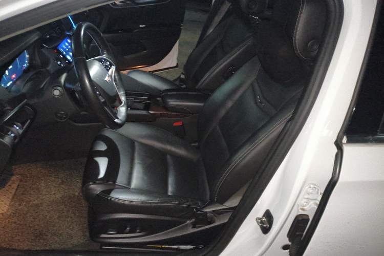 Used Cadillac XTS 2018 28T Luxury Edition Left Front Seat