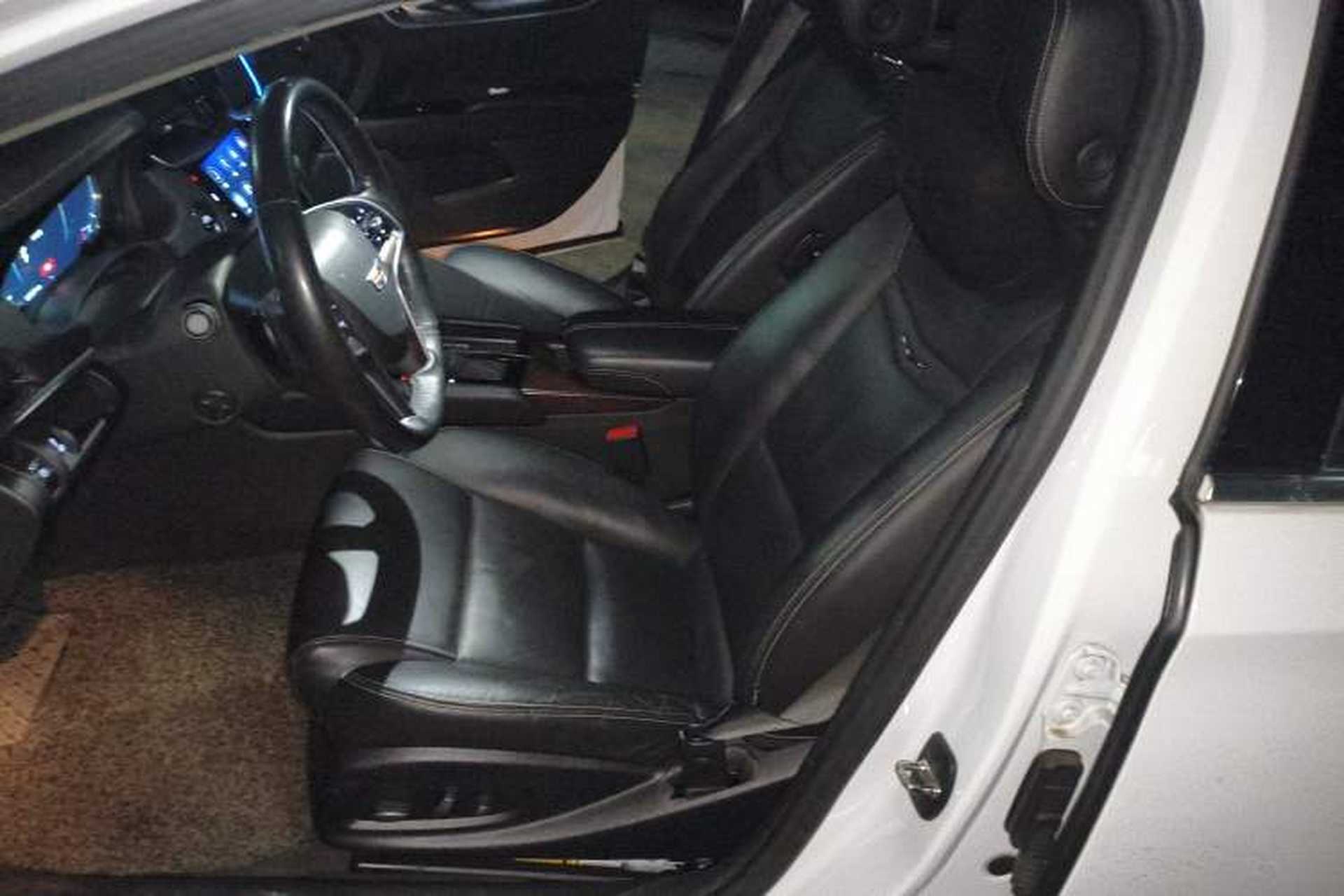 Used Cadillac XTS 2018 28T Luxury Edition Left Front Seat