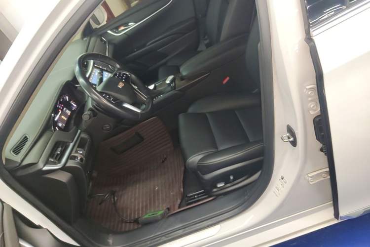 Used Cadillac XTS 2018 28T Tech Edition Left Front Seat