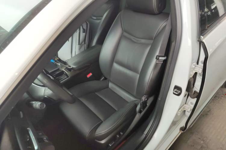 Used Cadillac XTS 2018 28T Elite Edition Left Front Seat