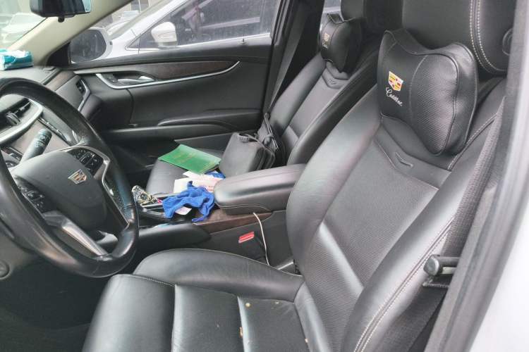 Used Cadillac XTS 2018 28T Elite Edition Left Front Seat