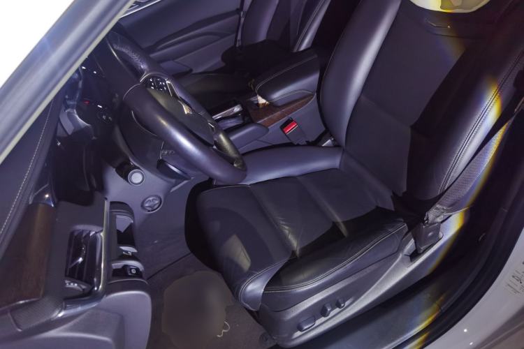 Used Cadillac XTS 2018 28T Elite Edition Left Front Seat