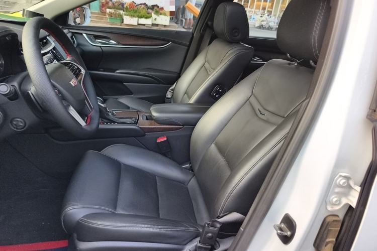 Used Cadillac XTS 2018 28T Luxury Edition Left Front Seat