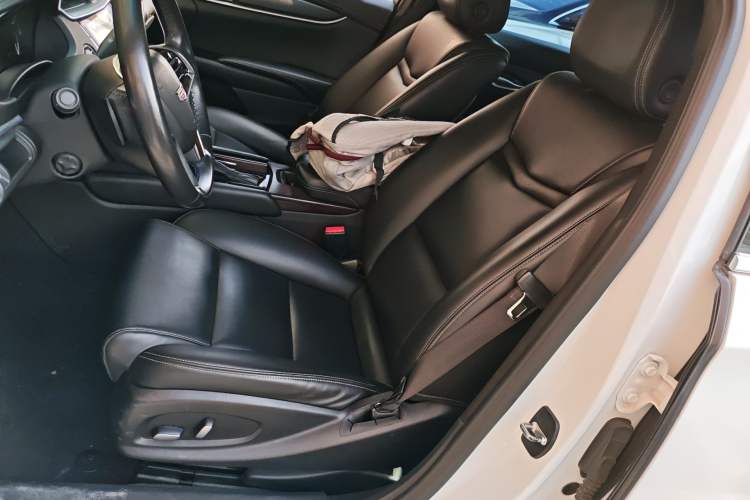 Used Cadillac XTS 2018 28T Tech Edition Left Front Seat