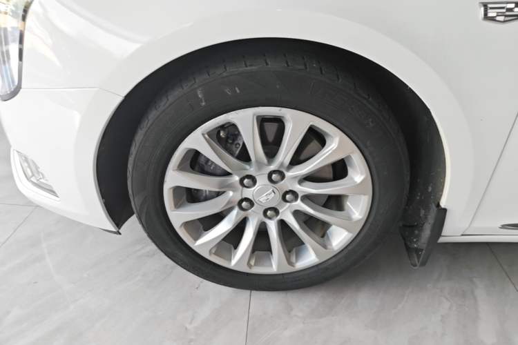 Used Cadillac XTS 2018 28T Elite Edition Left Front Wheel Hub