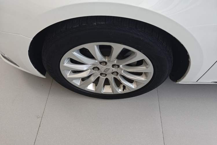 Used Cadillac XTS 2018 28T Elite Edition Left Front Wheel Hub