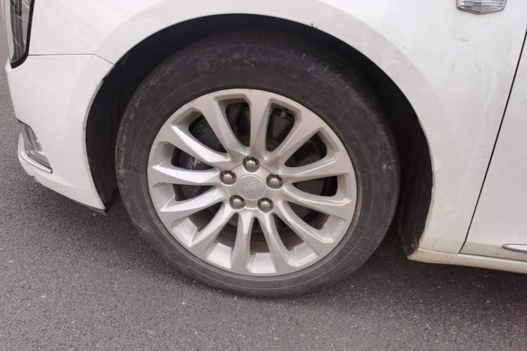 Used Cadillac XTS 2018 28T Elite Edition Left Front Wheel Hub