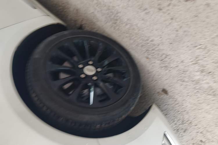 Used Cadillac XTS 2018 28T Elite Edition Left Front Wheel Hub