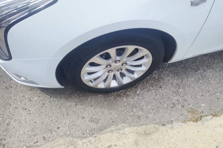 Used Cadillac XTS 2018 28T Elite Edition Left Front Wheel Hub