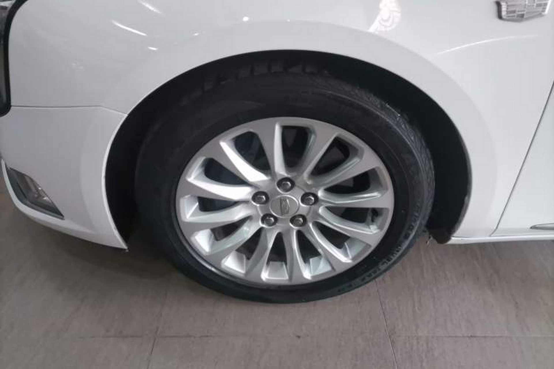 Used Cadillac XTS 2018 28T Elite Edition Left Front Wheel Hub