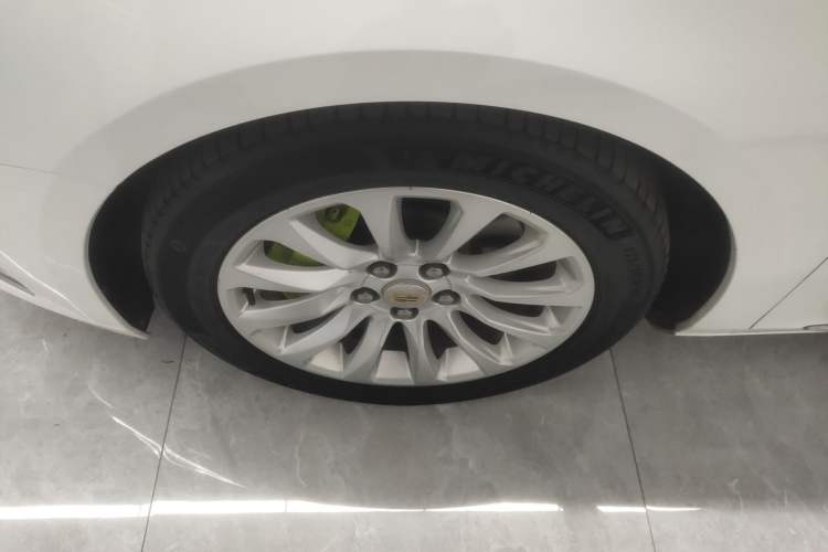 Used Cadillac XTS 2018 28T Elite Edition Left Front Wheel Hub