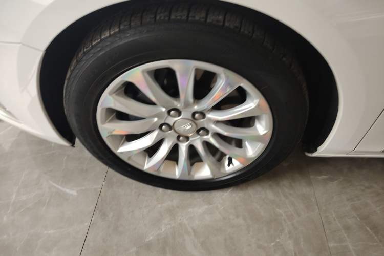 Used Cadillac XTS 2018 28T Elite Edition Left Front Wheel Hub