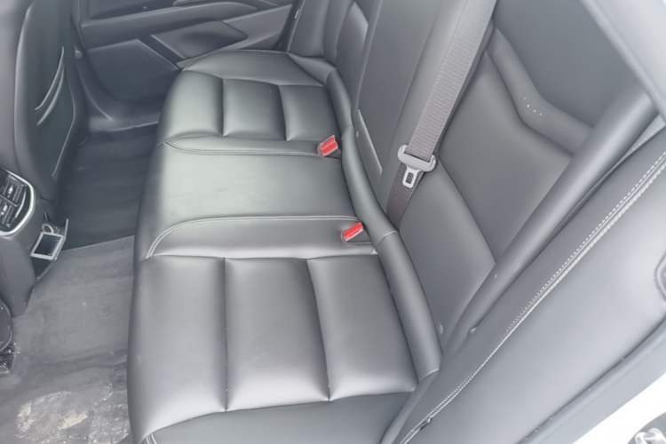 Used Cadillac XTS 2018 28T Tech Edition Left Rear Seat