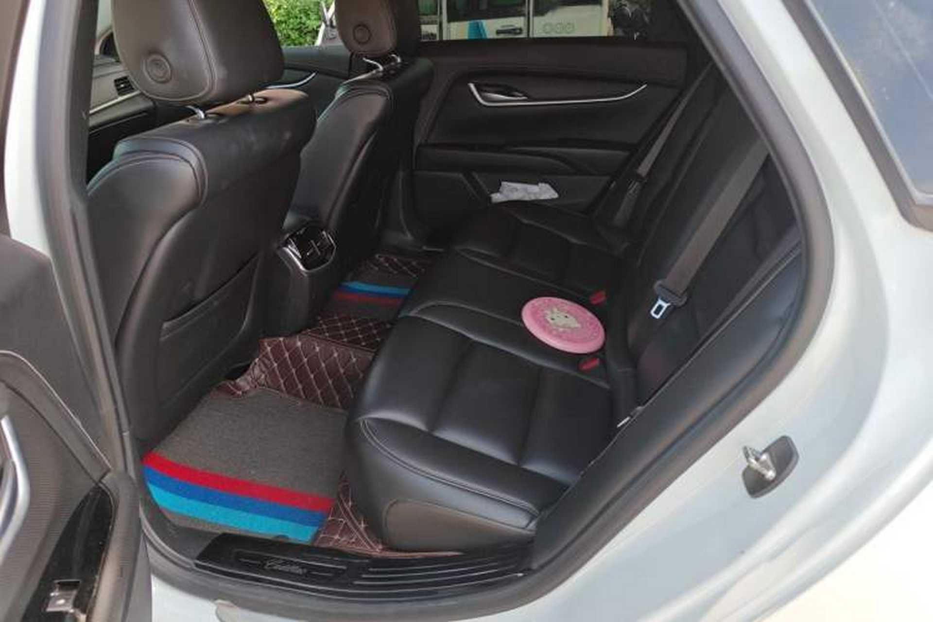 Used Cadillac XTS 2018 28T Tech Edition Left Rear Seat