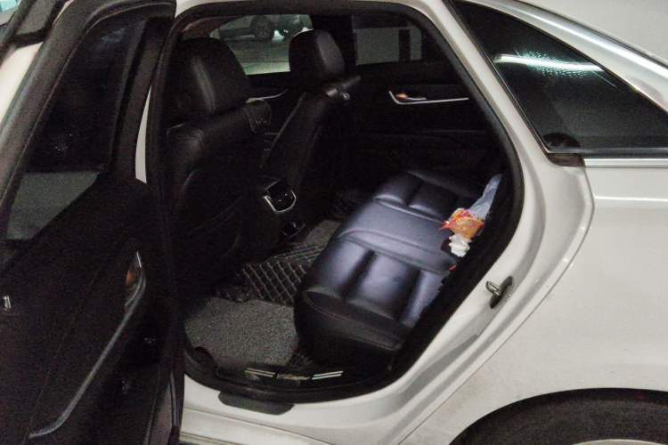 Used Cadillac XTS 2018 28T Tech Edition Left Rear Seat