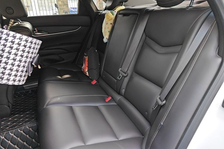 Used Cadillac XTS 2018 28T Tech Edition Left Rear Seat