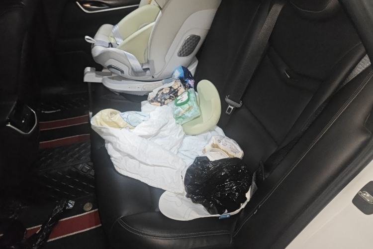 Used Cadillac XTS 2018 28T Elite Edition Left Rear Seat